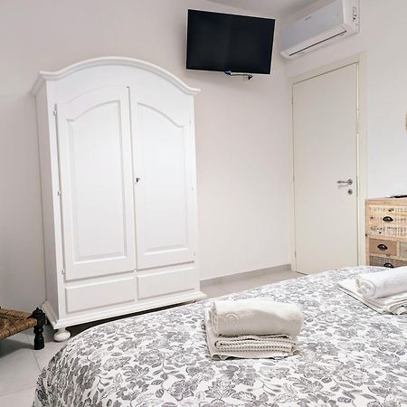 Profumo Di Mare - Appartamento Recentemente Ristrutturato A 50 M Dal Mare 레반토 외부 사진